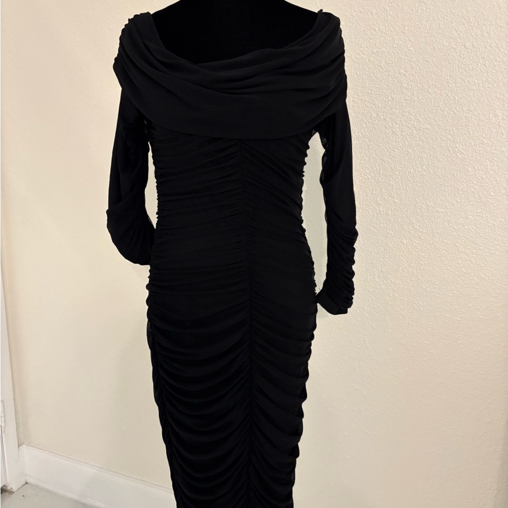 Elegant Black Ruched Dress